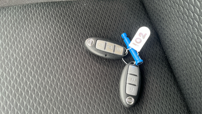 Nissan Qashqai 1.2 DiG-T N-Connecta 5dr Petrol Hatchback